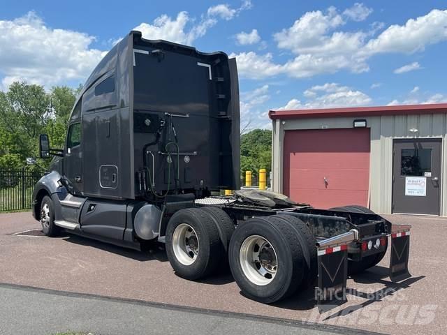 Kenworth T680 Sattelzugmaschinen
