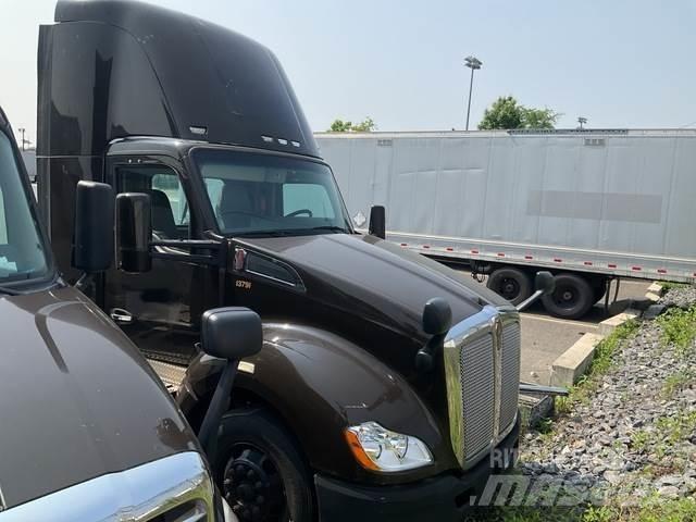 Kenworth T680 Sattelzugmaschinen
