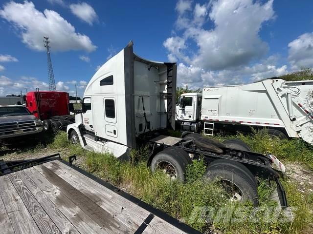 Kenworth T680 Sattelzugmaschinen