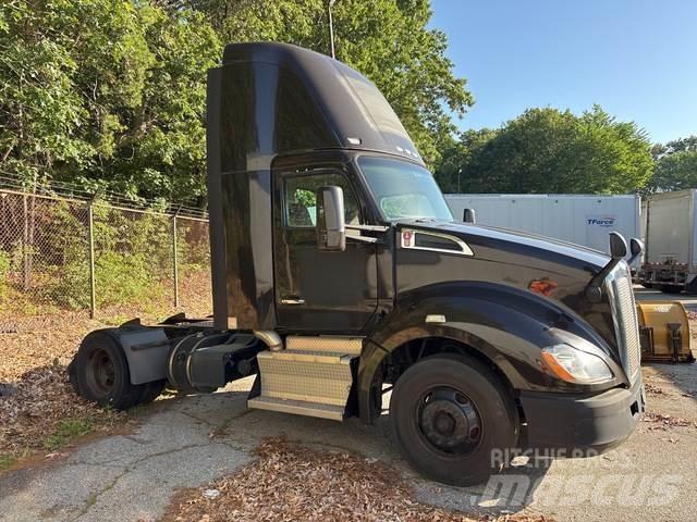 Kenworth T680 Sattelzugmaschinen