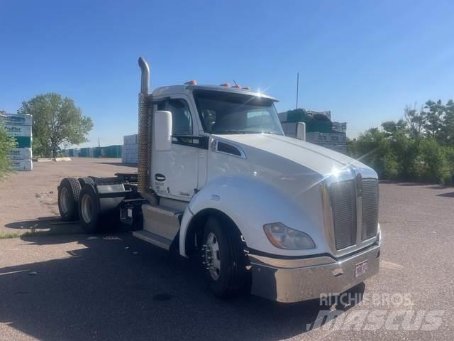 Kenworth T680 Sattelzugmaschinen