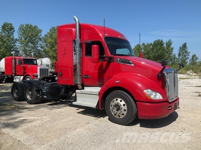 Kenworth T680 Sattelzugmaschinen