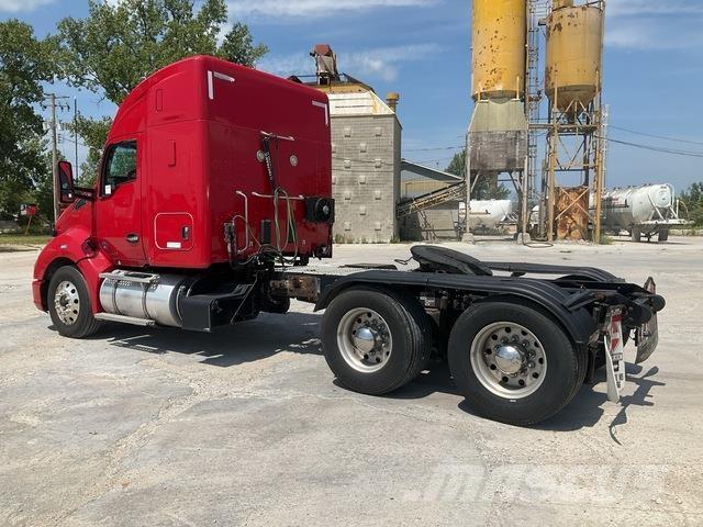 Kenworth T680 Sattelzugmaschinen