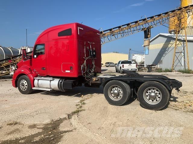 Kenworth T680 Sattelzugmaschinen