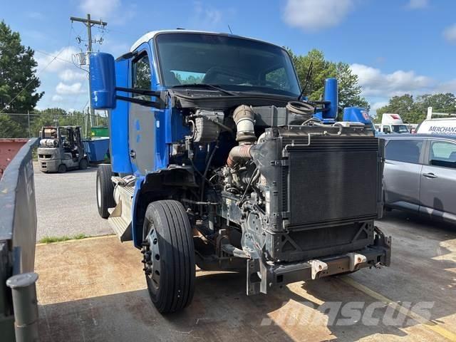 Kenworth T680 Sattelzugmaschinen
