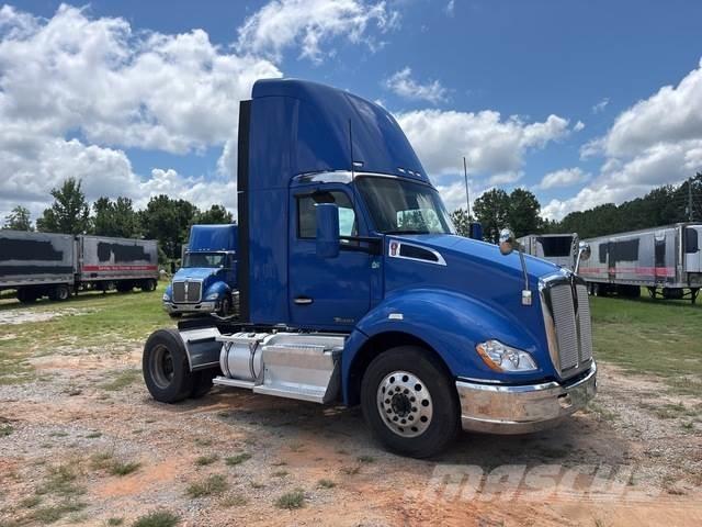 Kenworth T680 Sattelzugmaschinen