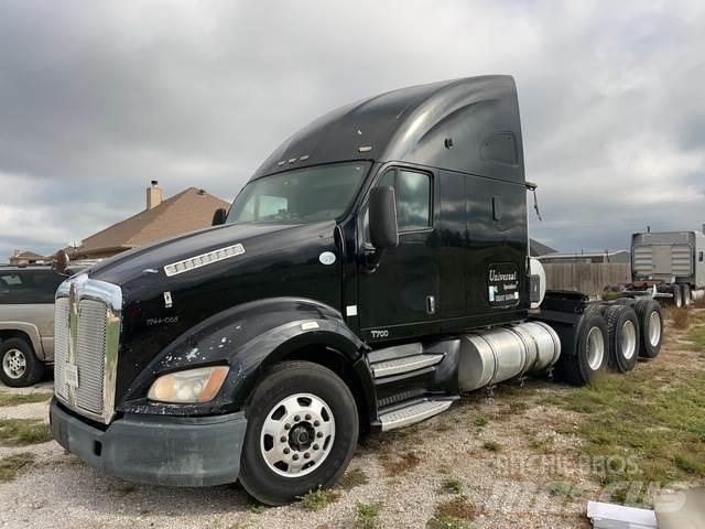 Kenworth T700 Sattelzugmaschinen