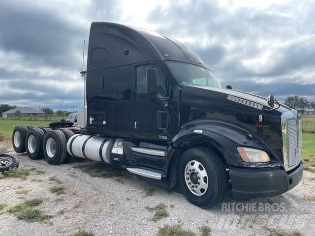 Kenworth T700 Sattelzugmaschinen