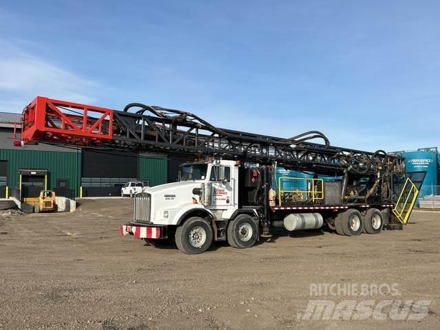 Kenworth T800 Fahrzeug mit mobiler Bohranlage