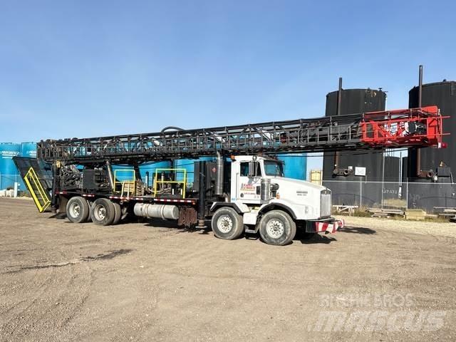 Kenworth T800 Fahrzeug mit mobiler Bohranlage