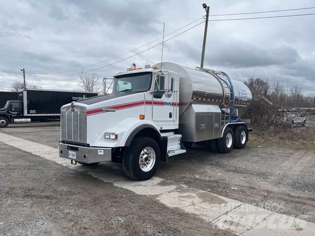 Kenworth T800 Wassertanker