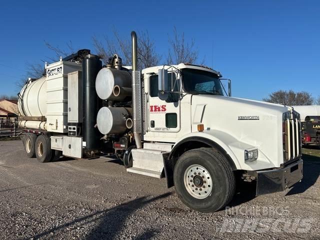 Kenworth T800 Raupenbagger