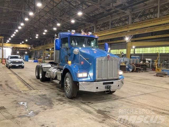 Kenworth T800 Sattelzugmaschinen