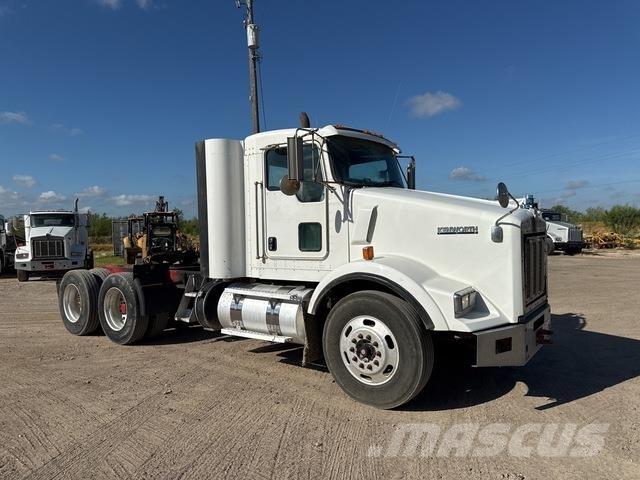 Kenworth T800 Sattelzugmaschinen