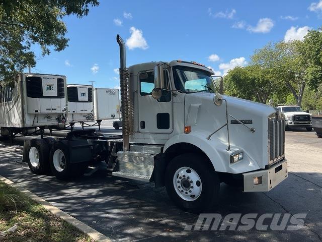 Kenworth T800 Sattelzugmaschinen