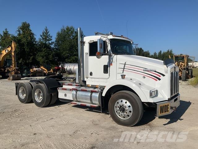 Kenworth T800 Sattelzugmaschinen