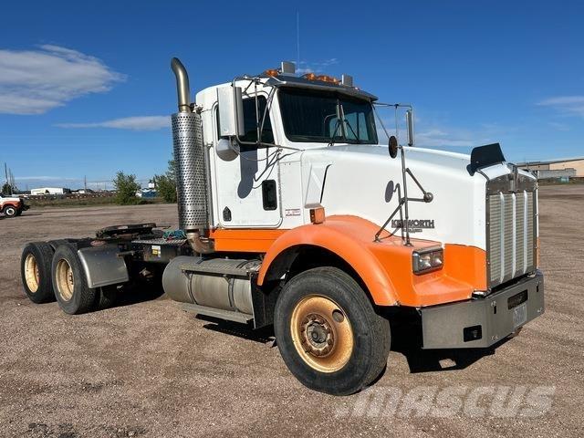 Kenworth T800B Sattelzugmaschinen