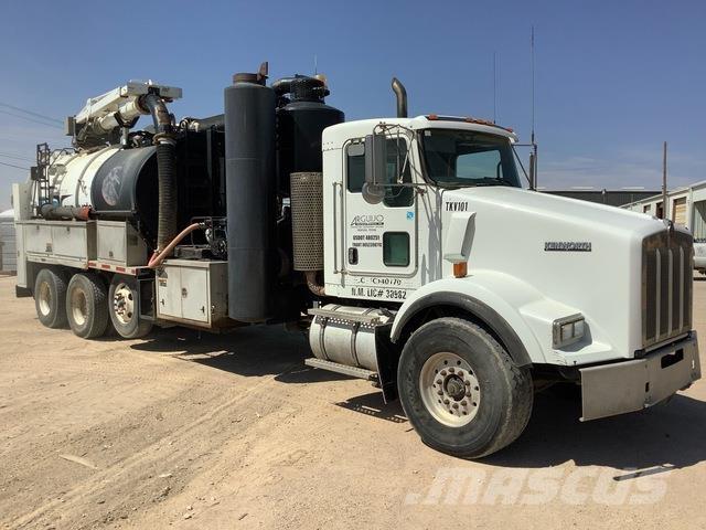 Kenworth T880 Raupenbagger