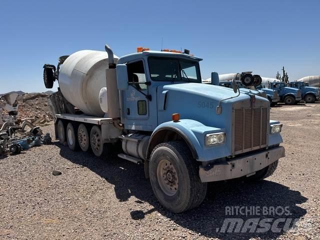 Kenworth W900 Andere Fahrzeuge