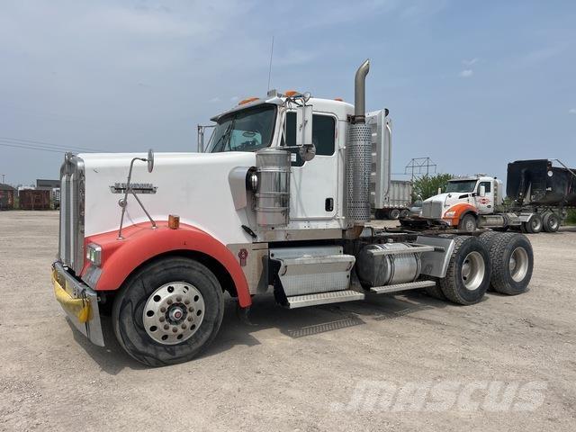Kenworth W900 Sattelzugmaschinen