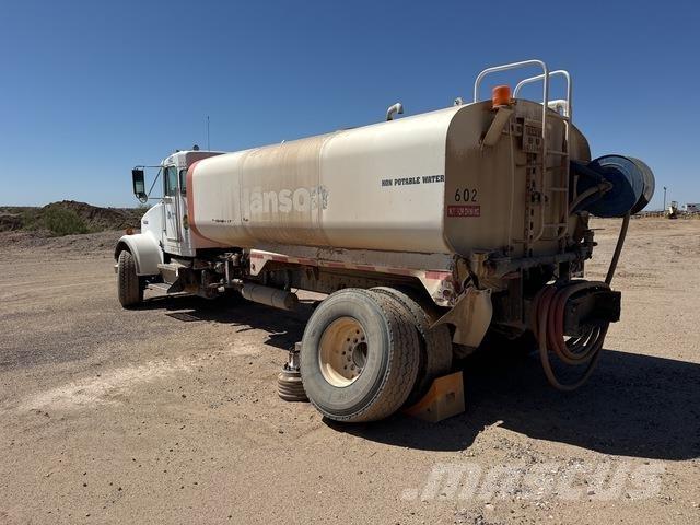 Kenworth W900 Wassertanker