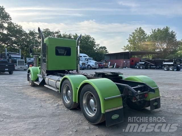 Kenworth W900 Sattelzugmaschinen