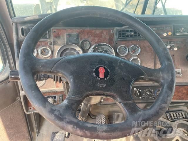 Kenworth W900 Andere Fahrzeuge