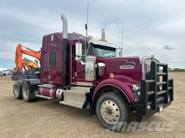Kenworth W900 Sattelzugmaschinen