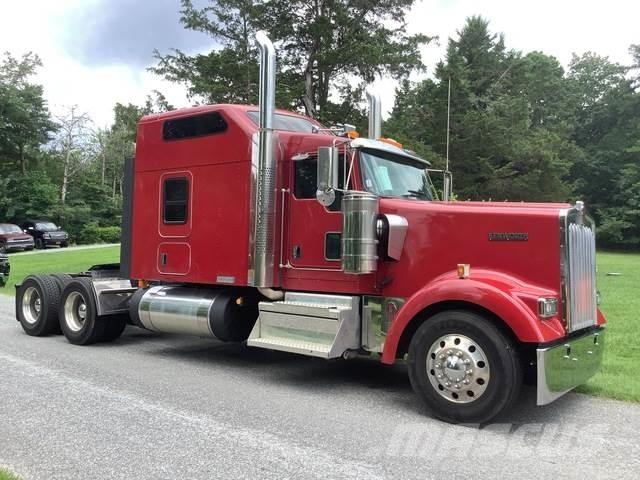 Kenworth W900 Sattelzugmaschinen