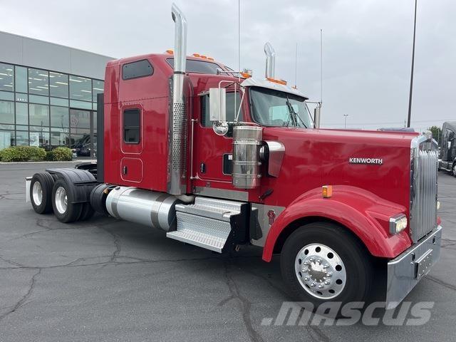 Kenworth W900 Sattelzugmaschinen
