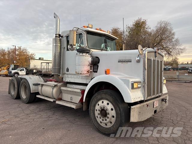 Kenworth W900 Sattelzugmaschinen