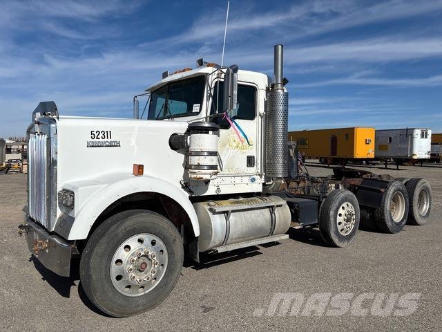 Kenworth W900B Sattelzugmaschinen