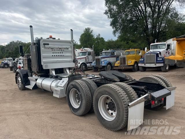 Kenworth W900L Sattelzugmaschinen
