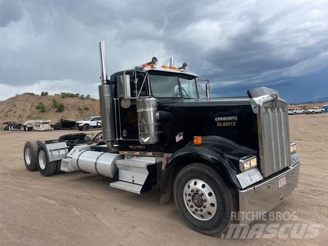 Kenworth W900L Sattelzugmaschinen