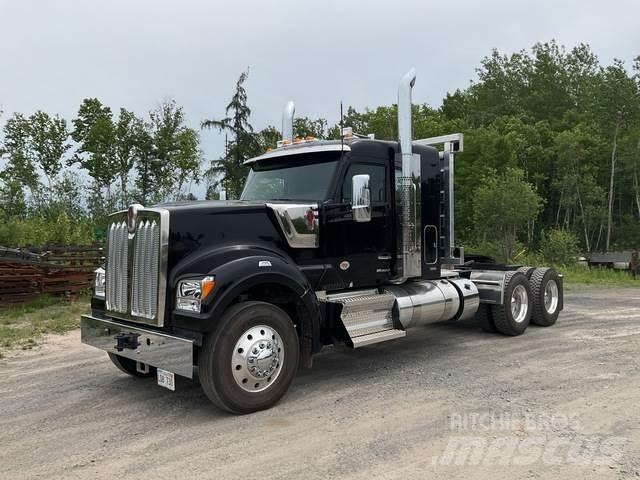 Kenworth W990 Sattelzugmaschinen