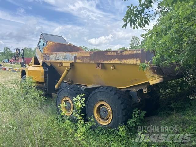 Komatsu  Dumper - Knickgelenk