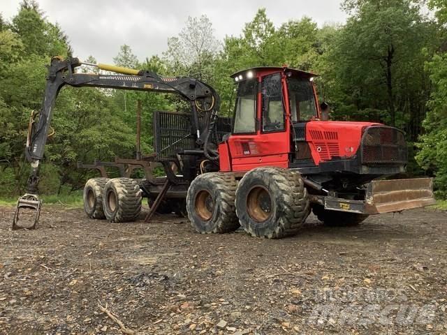 Komatsu 895 Forwarder