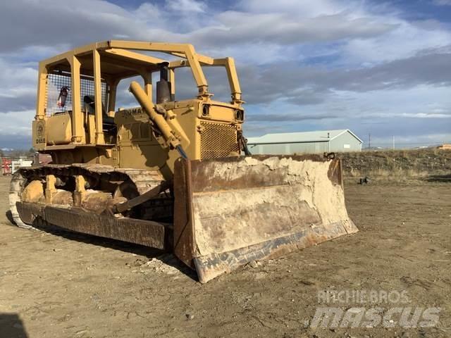 Komatsu D65E-6 Bulldozer