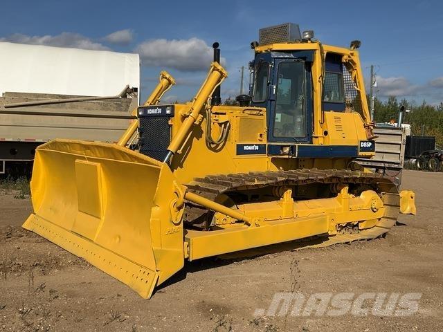 Komatsu D85P Bulldozer