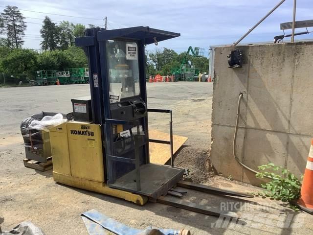 Komatsu MPF15 Mittelhub-Kommissionierer
