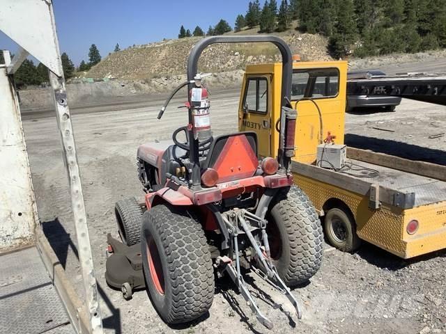 Kubota B2400HD Traktoren