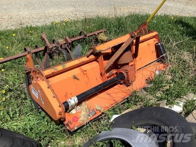 Kuhn  Sonstige Bodenbearbeitung