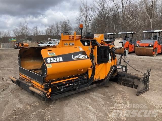LeeBoy 8520B Strassenfertiger