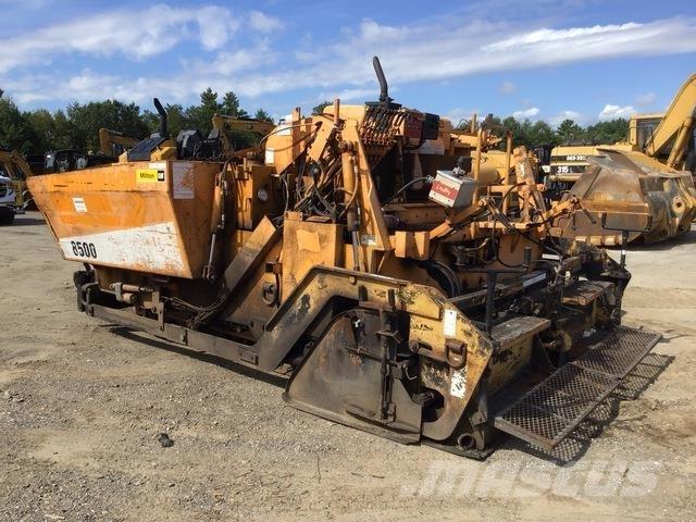 LeeBoy L8500T Strassenfertiger