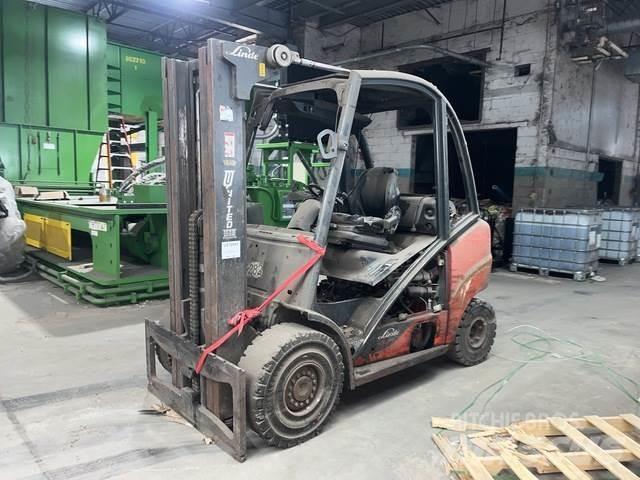 Linde H30T Sonstige Baumaschinen