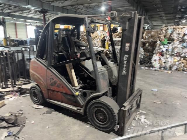Linde H30T Sonstige Baumaschinen