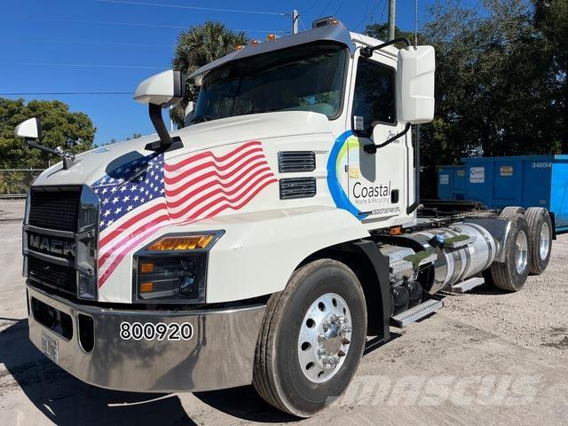 Mack Anthem Sattelzugmaschinen