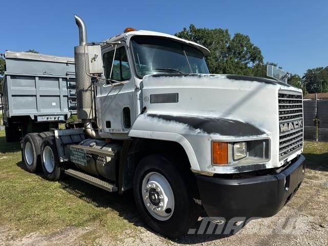 Mack CH600 Sattelzugmaschinen