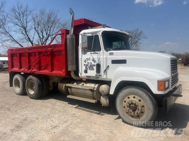 Mack CH613 Kipper