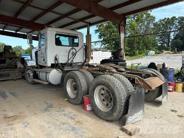 Mack CH613 Sattelzugmaschinen